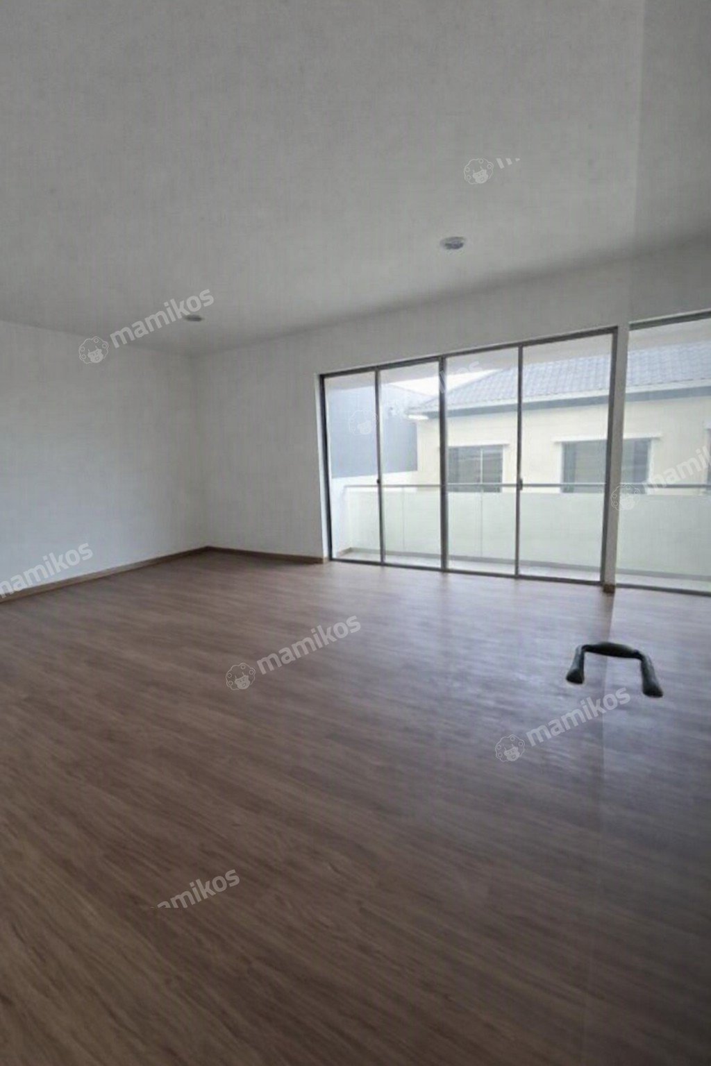 Rumah Sertifikat PPJB 4 Kamar Tidur 4 Kamar Mandi Golf Island Jakarta Utara - Photo 2