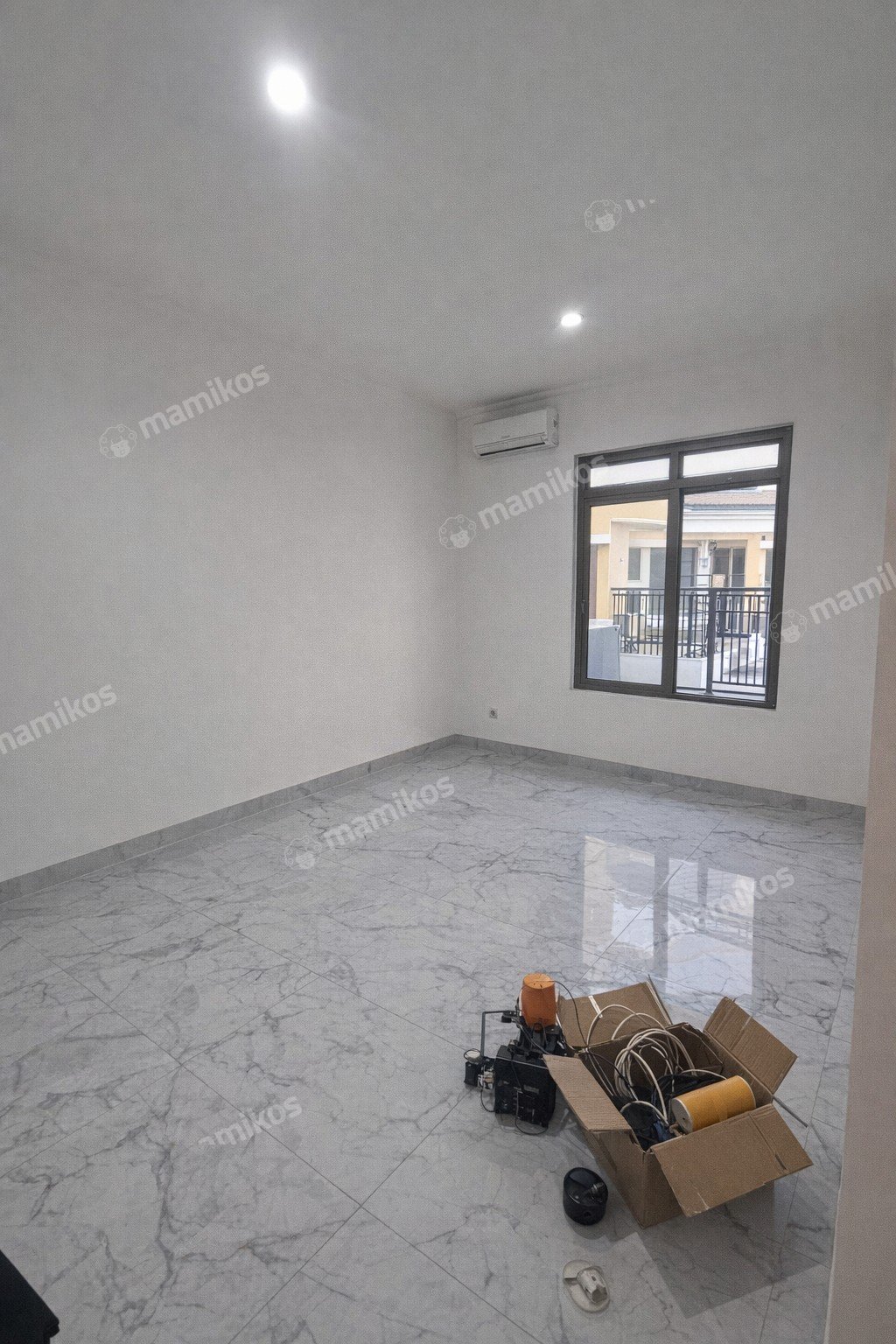 Rumah Sertifikat SHM 3 Kamar Tidur 2 Kamar Mandi Citra Garden Jakarta Barat - Photo 3