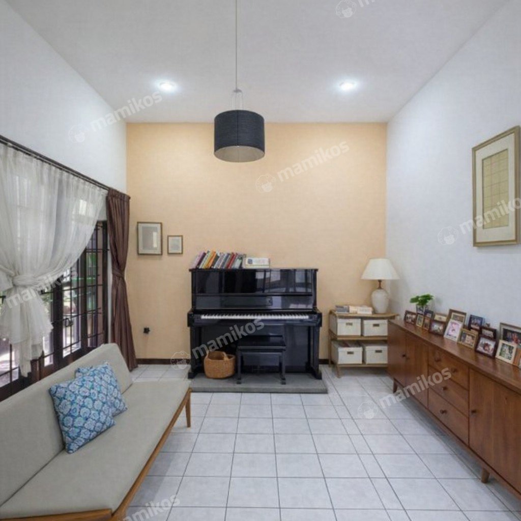 Rumah Sertifikat SHM 3 Kamar Tidur 2 Kamar Mandi Kebayoran Baru Jakarta Selatan - Photo 3