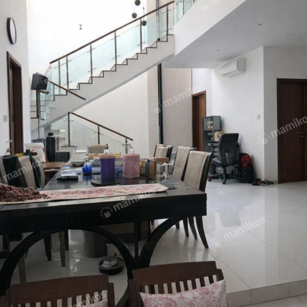 Rumah Sertifikat SHM 6 Kamar Tidur 6 Kamar Mandi Pulomas Jakarta Timur - Photo 2