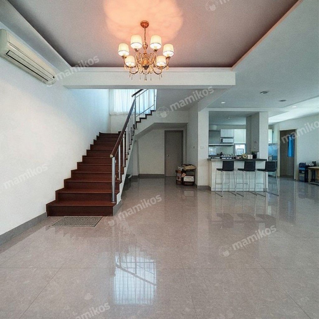 Rumah Sertifikat SHM 5 Kamar Tidur 3 Kamar Mandi Lebak Bulus Jakarta Selatan - Photo 2