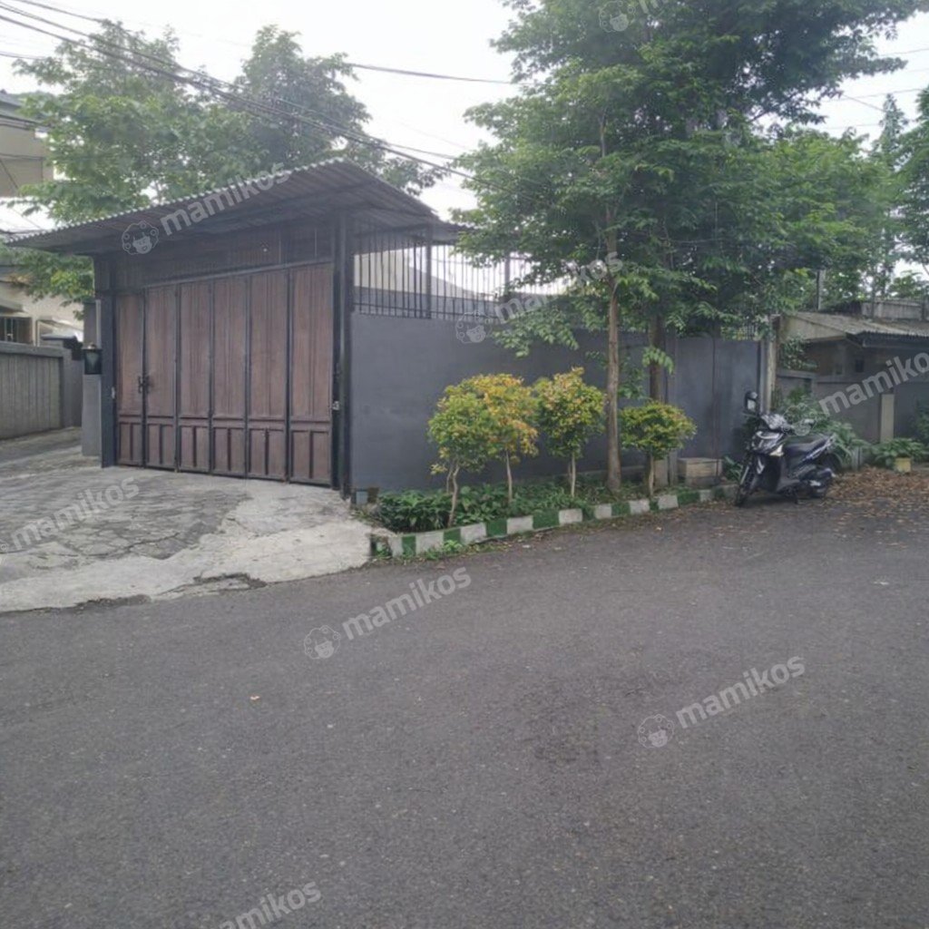 Rumah Sertifikat SHM 4 Kamar Tidur 4 Kamar Mandi Pondok Indah Jakarta Selatan - Photo 2