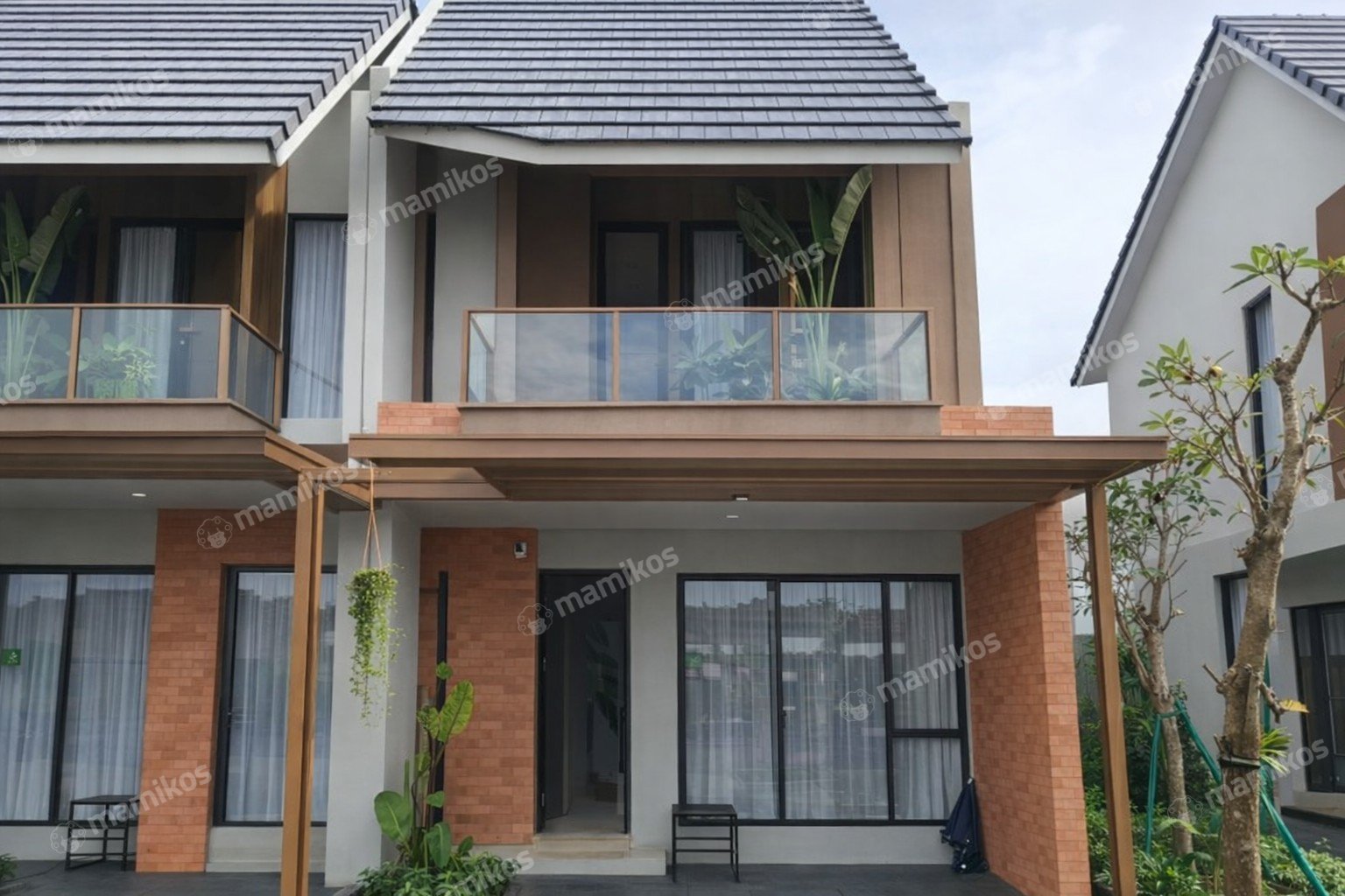 Rumah Sertifikat PPJB 4 Kamar Tidur 4 Kamar Mandi Kalideres Jakarta Barat