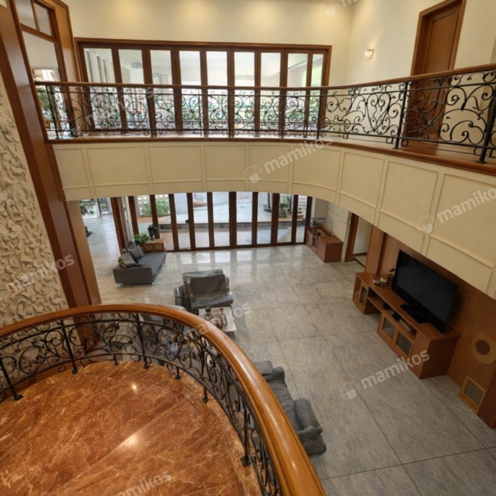 Rumah Sertifikat SHM 5 Kamar Tidur 6 Kamar Mandi Kelapa Gading Jakarta Utara - Photo 2
