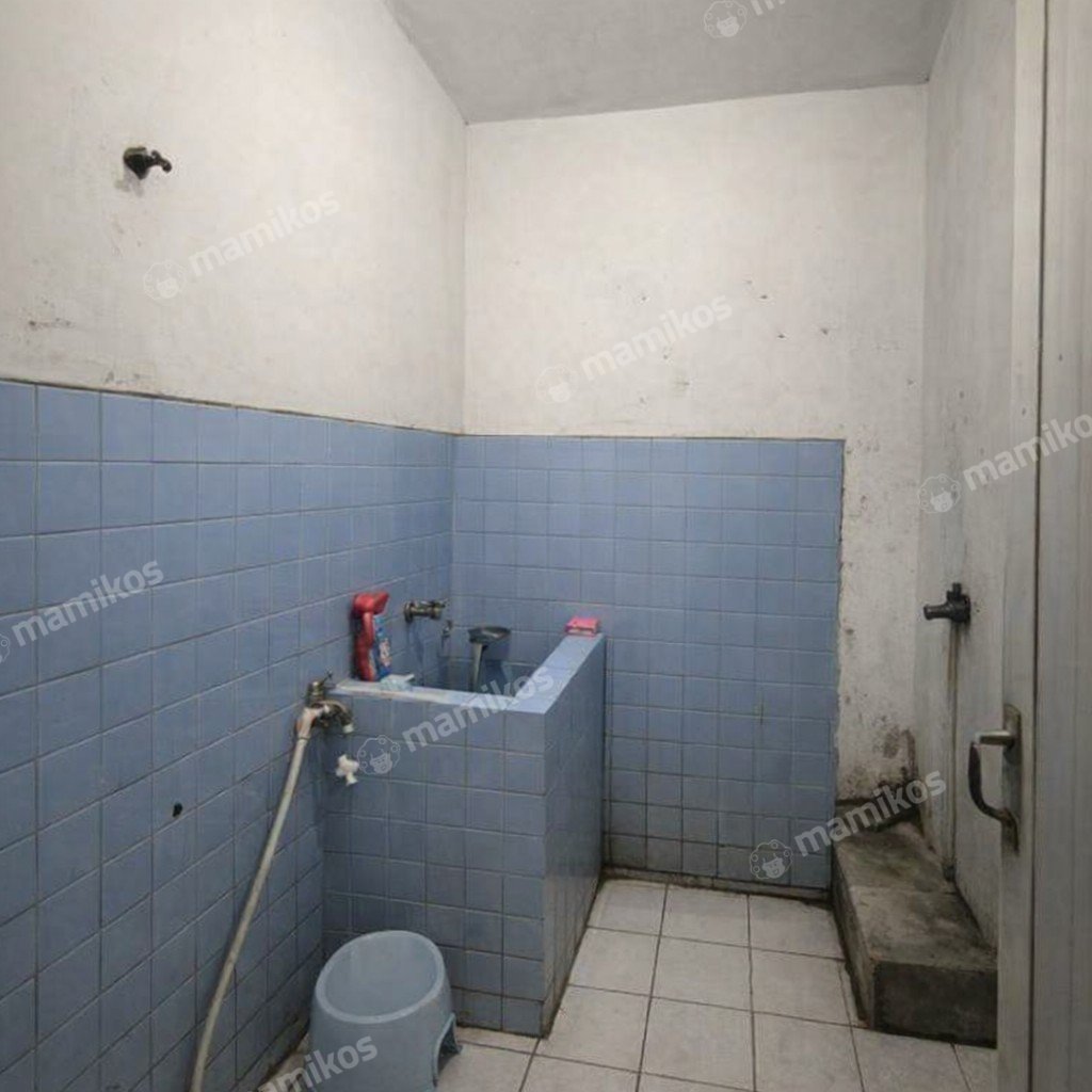 Rumah Sertifikat SHM 3 Kamar Tidur 1 Kamar Mandi Tanjung Duren Jakarta Barat - Photo 5