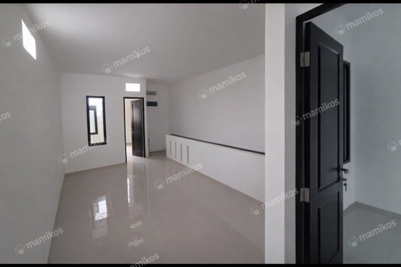 Rumah Sertifikat SHM 4 Kamar Tidur 3 Kamar Mandi Tanjung Duren Selatan Jakarta Barat - Photo 5