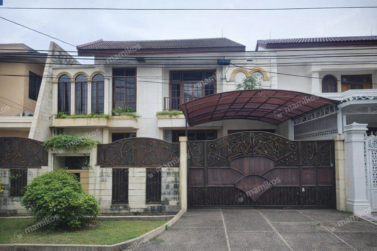 Rumah Sertifikat SHM 5 Kamar Tidur 3 Kamar Mandi Kedoya Baru Jakarta Barat
