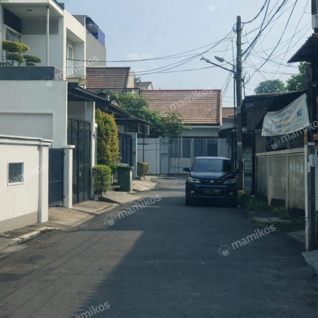 Rumah Sertifikat SHM 2 Kamar Tidur 3 Kamar Mandi Puri Indah Jakarta Barat - Photo 2