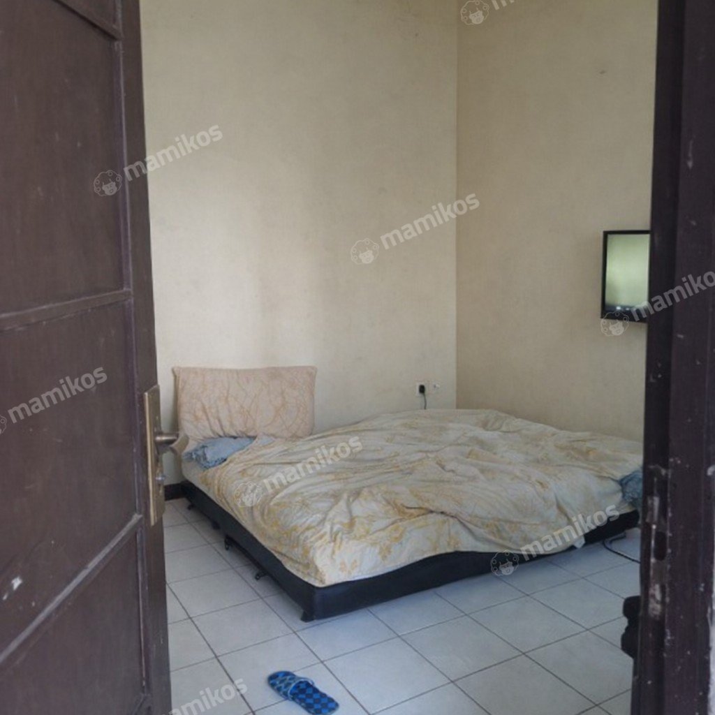 Rumah Sertifikat SHM 5 Kamar Tidur 2 Kamar Mandi Tanjung Duren Jakarta Barat - Photo 3