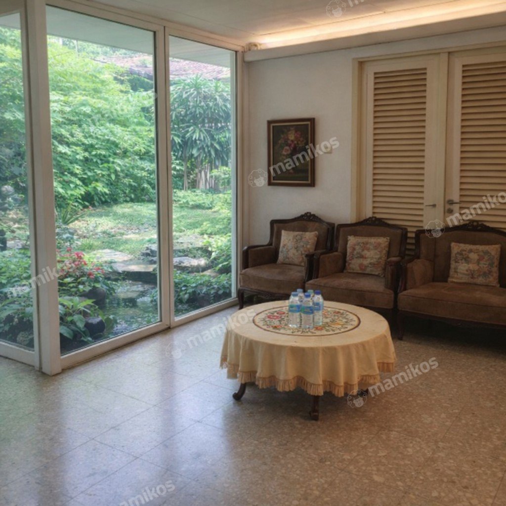 Rumah Sertifikat SHM 3 Kamar Tidur 2 Kamar Mandi Kebayoran Baru Jakarta Selatan - Photo 5