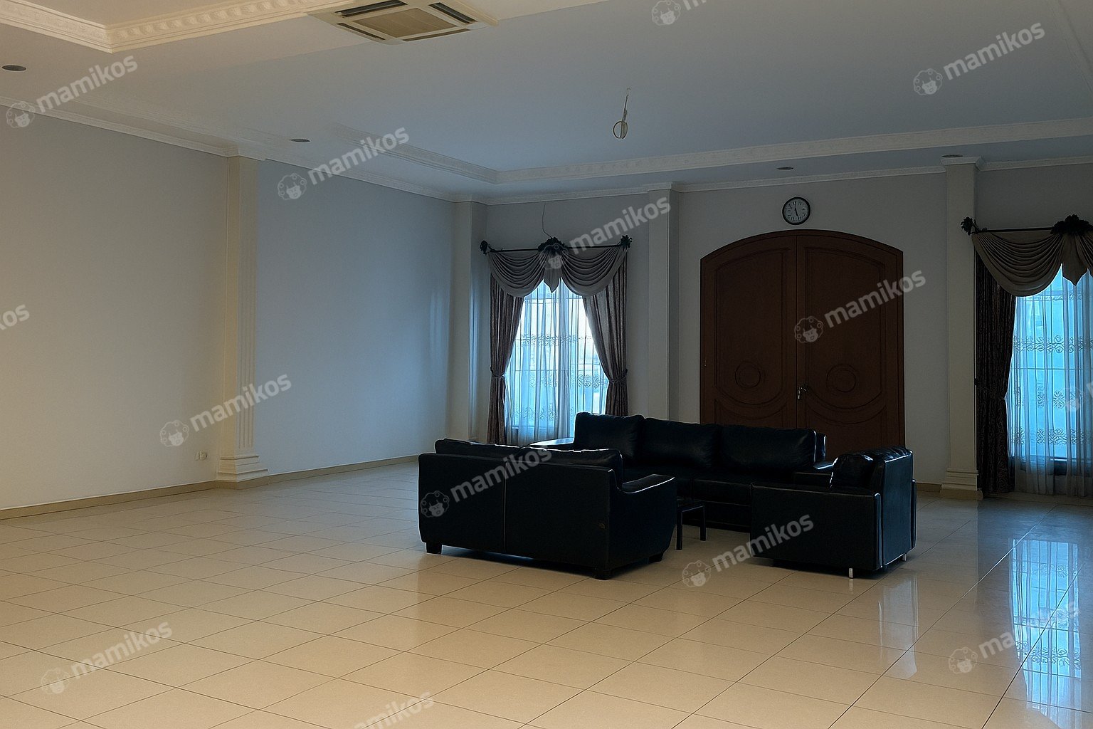 Rumah Sertifikat SHM 5 Kamar Tidur 5 Kamar Mandi Sunter Jakarta Utara