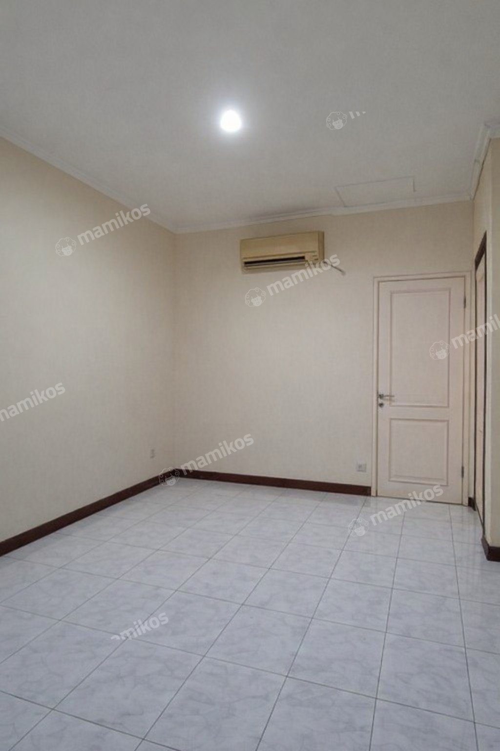 Rumah Sertifikat SHM 2 Kamar Tidur 2 Kamar Mandi Kota Wisata Jakarta Timur - Photo 4