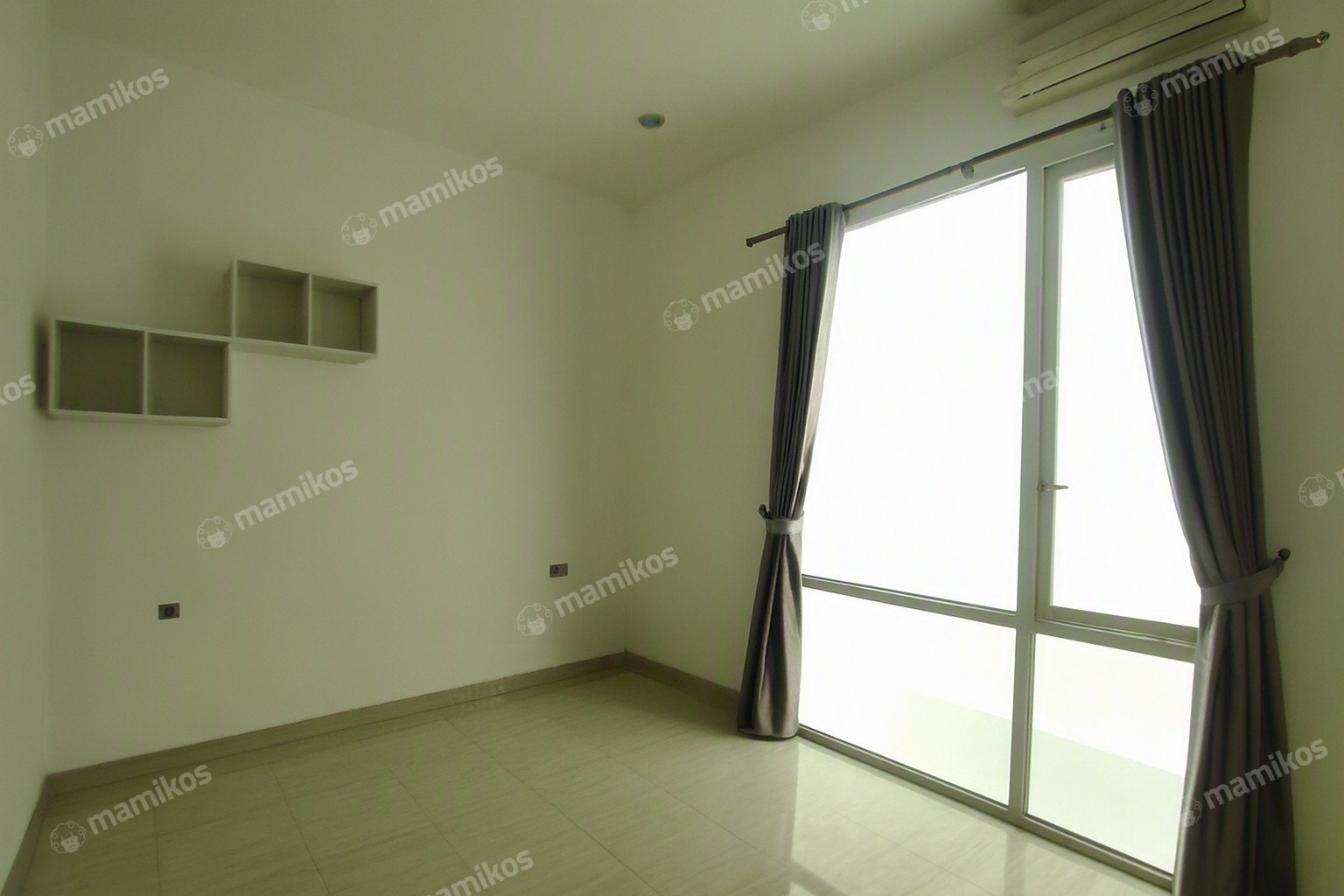 Rumah Sertifikat SHM 3 Kamar Tidur 3 Kamar Mandi Kelapa Gading Jakarta Utara - Photo 5