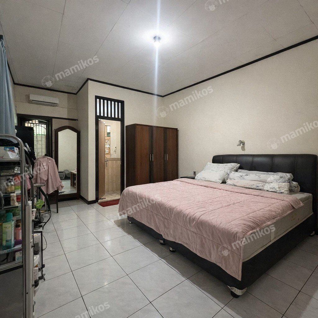 Rumah Sertifikat SHM 4 Kamar Tidur 3 Kamar Mandi Sunrise Garden Jakarta Barat - Photo 4