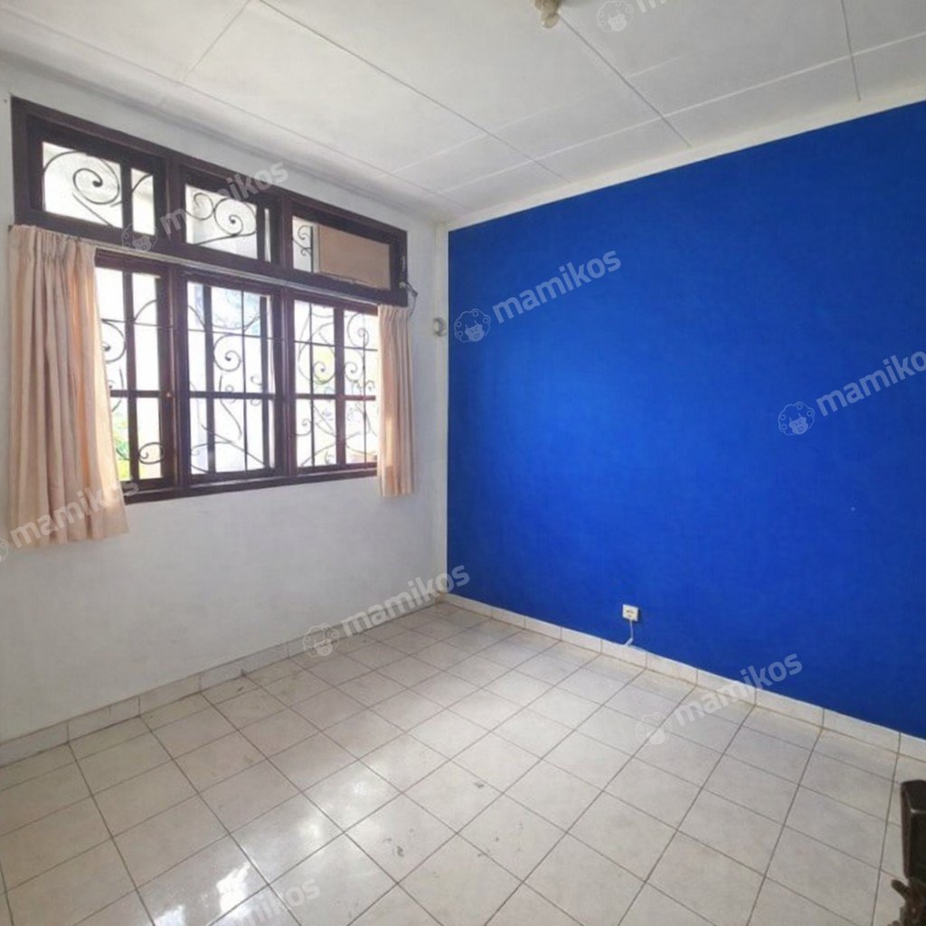 Rumah Sertifikat SHM 2 Kamar Tidur 2 Kamar Mandi Pondok Indah Jakarta Selatan - Photo 3