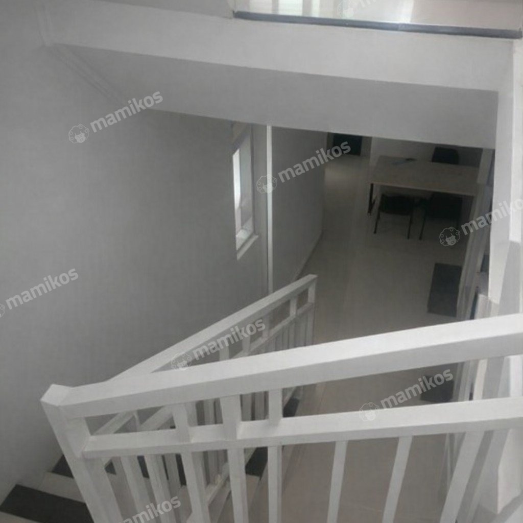 Rumah Sertifikat SHM 4 Kamar Tidur 2 Kamar Mandi Kalisari Jakarta Timur - Photo 2