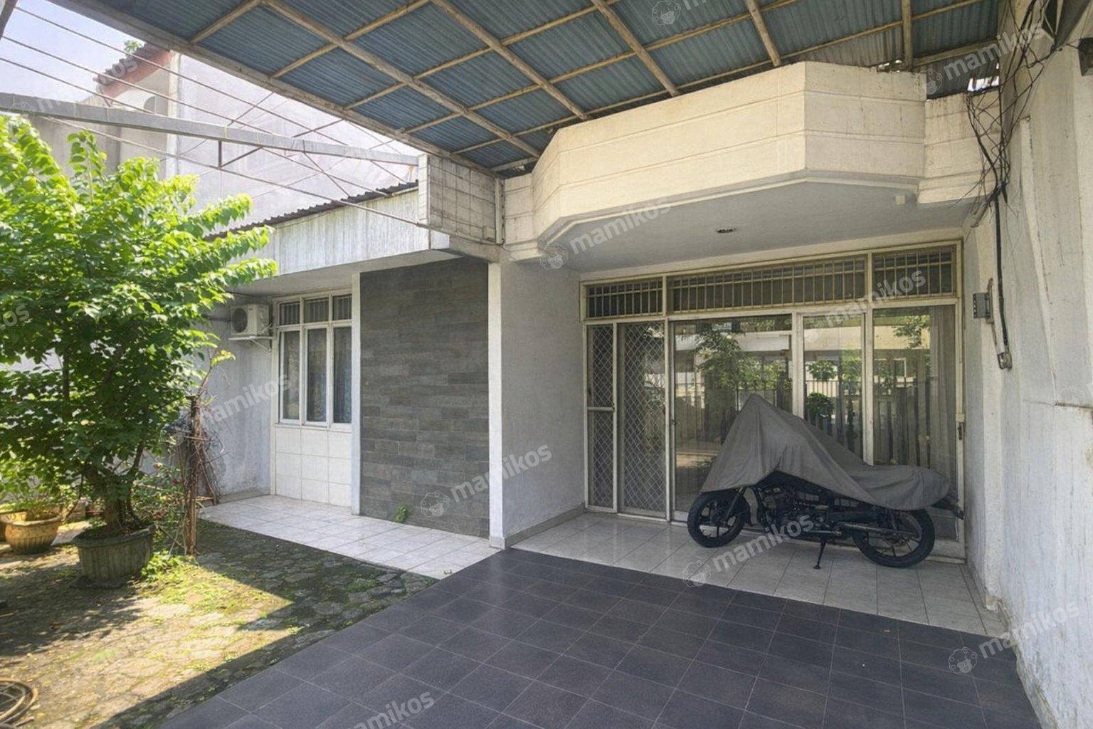 Rumah Sertifikat SHM 4 Kamar Tidur 2 Kamar Mandi Alfa Indah Jakarta Barat