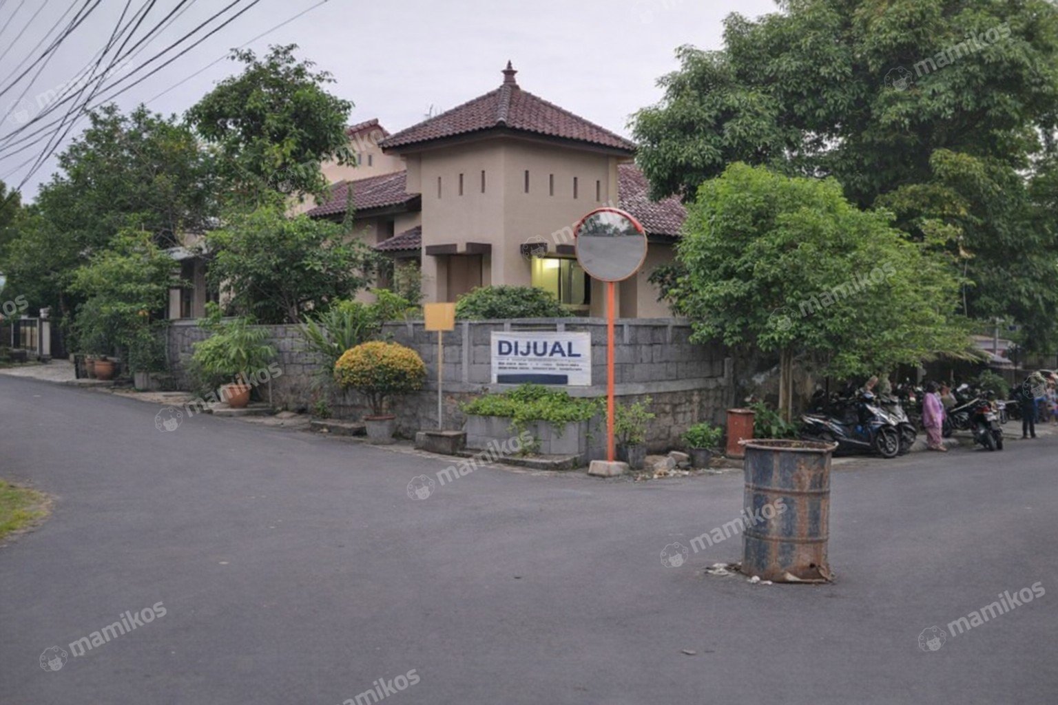 Rumah Sertifikat SHM 8 Kamar Tidur 6 Kamar Mandi Pondok Kelapa Jakarta Timur