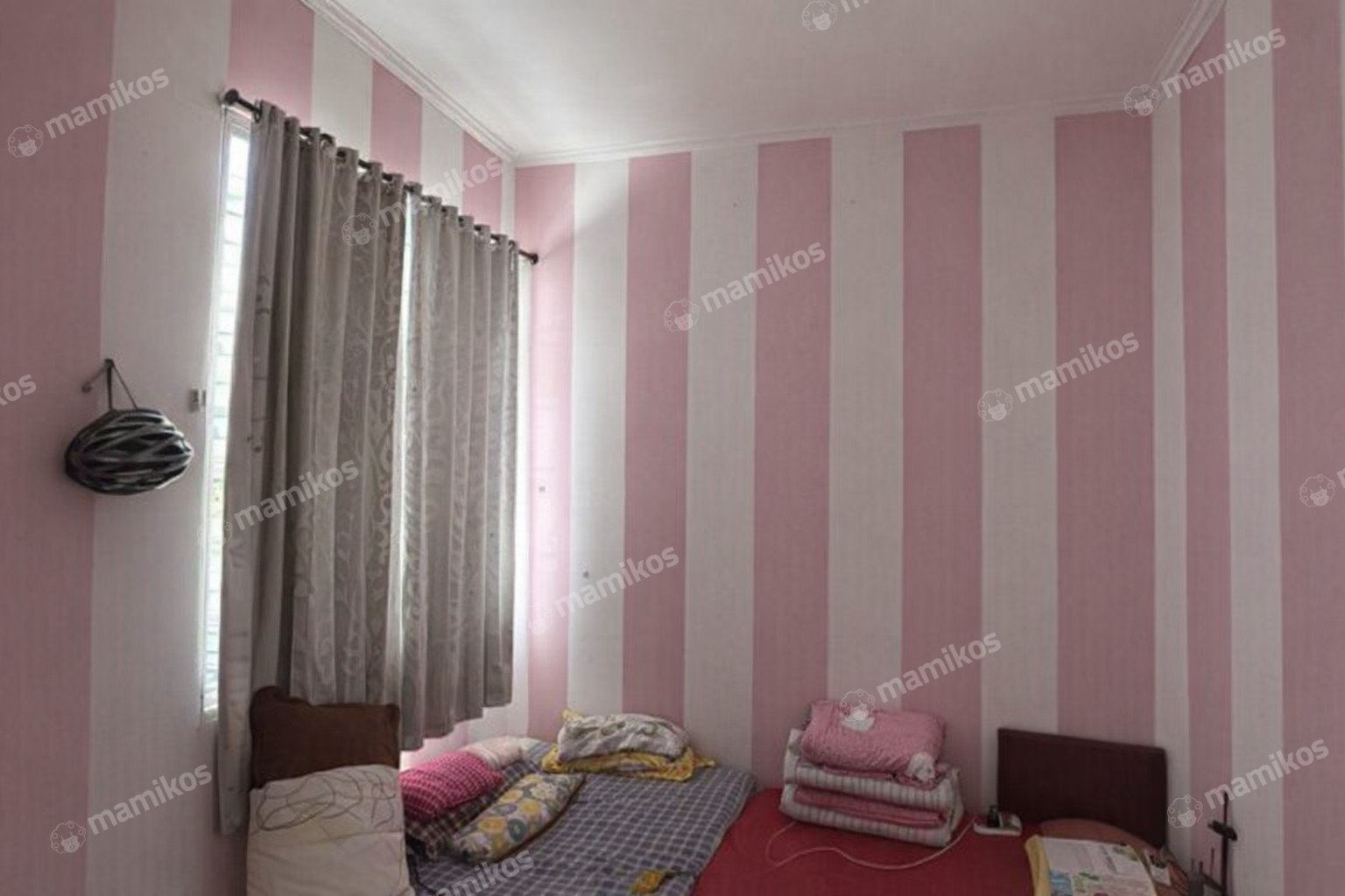 Rumah Sertifikat SHM 3 Kamar Tidur 2 Kamar Mandi Green Lake City Jakarta Barat