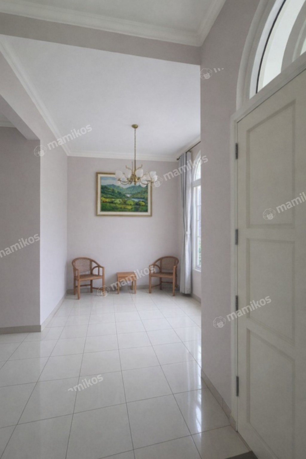 Rumah Sertifikat SHM 5 Kamar Tidur 5 Kamar Mandi Cibubur Jakarta Timur - Photo 2