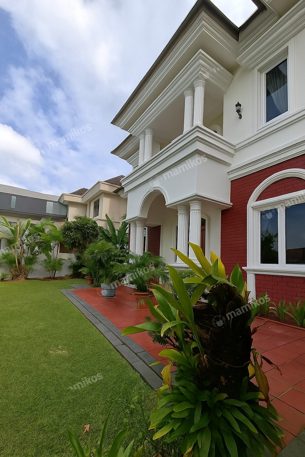 Rumah Sertifikat SHM 5 Kamar Tidur 5 Kamar Mandi Cibubur Jakarta Timur - Photo 4