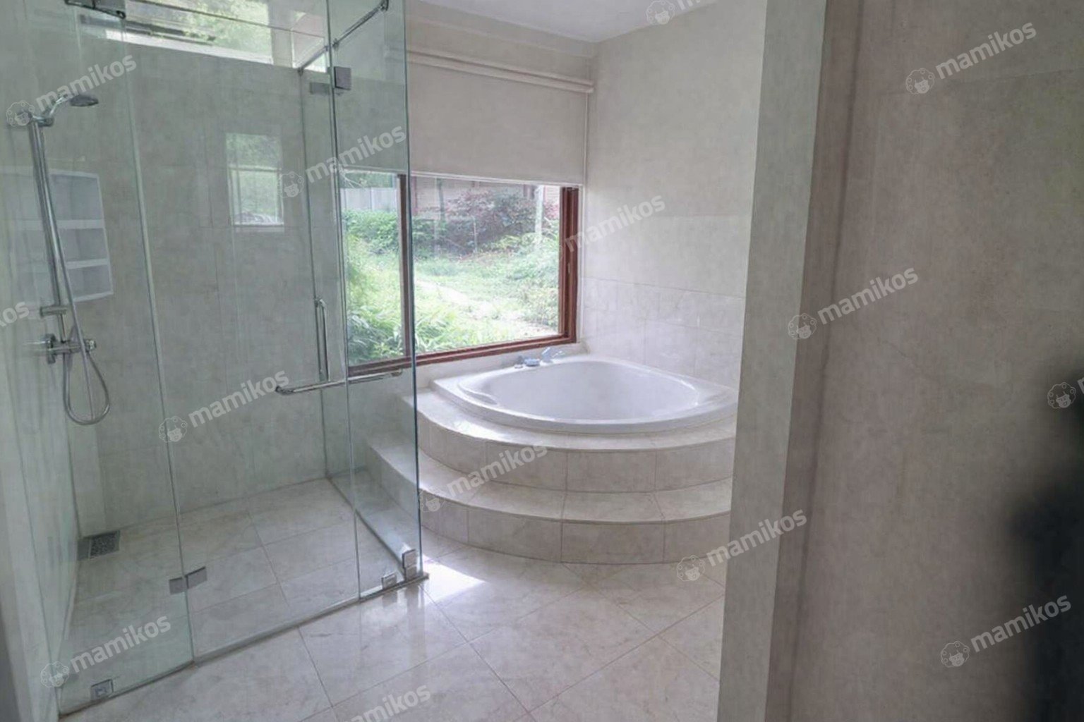 Rumah Sertifikat SHM 5 Kamar Tidur 4 Kamar Mandi Kemang Jakarta Selatan - Photo 4