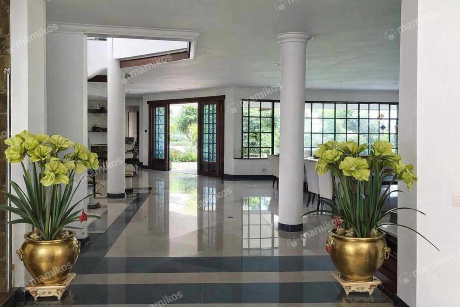 Rumah Sertifikat SHM 5 Kamar Tidur 5 Kamar Mandi Pantai Mutiara Jakarta Utara