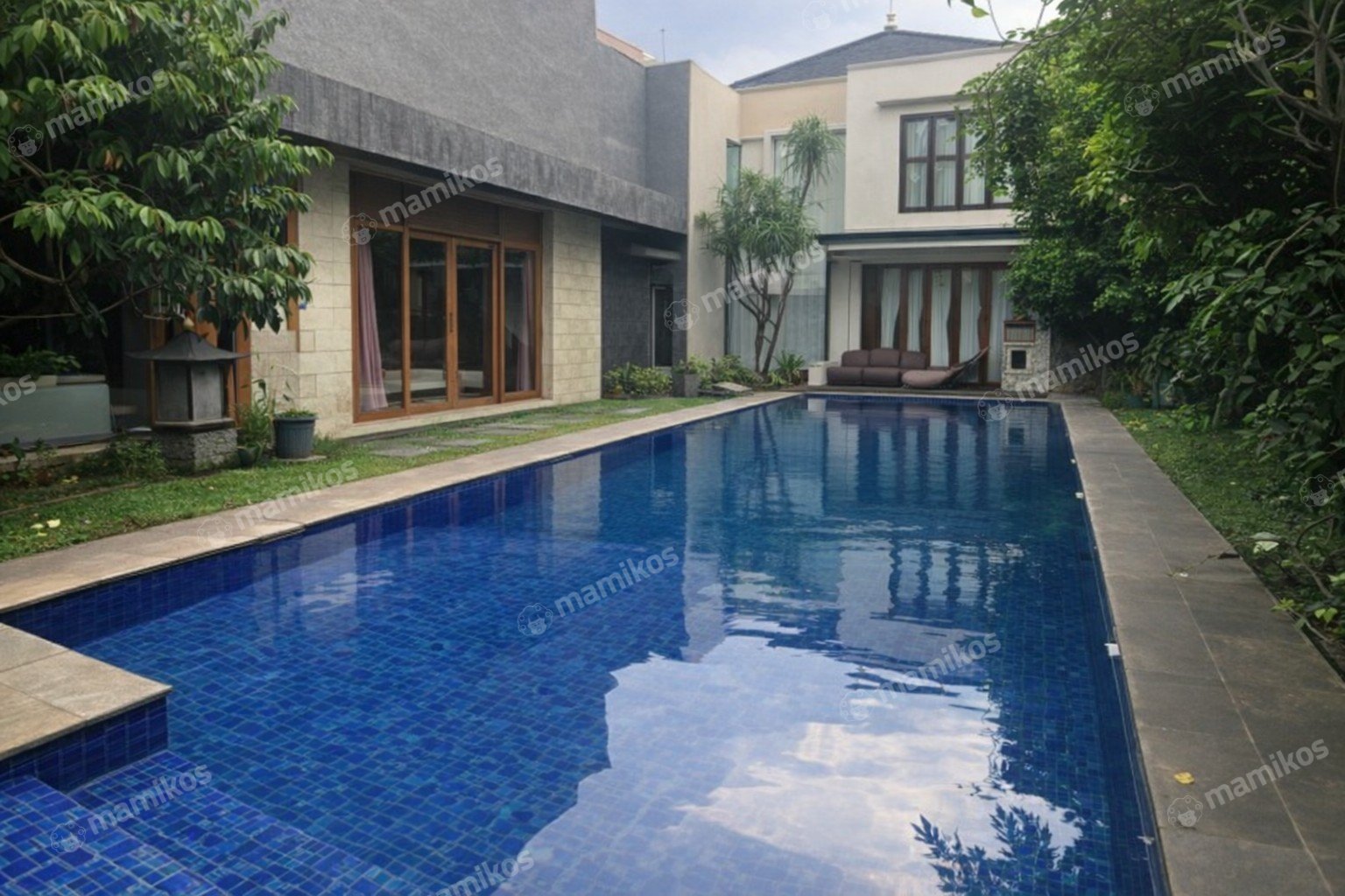 Rumah Sertifikat SHM 4 Kamar Tidur 4 Kamar Mandi Tanjung Barat Jakarta Selatan