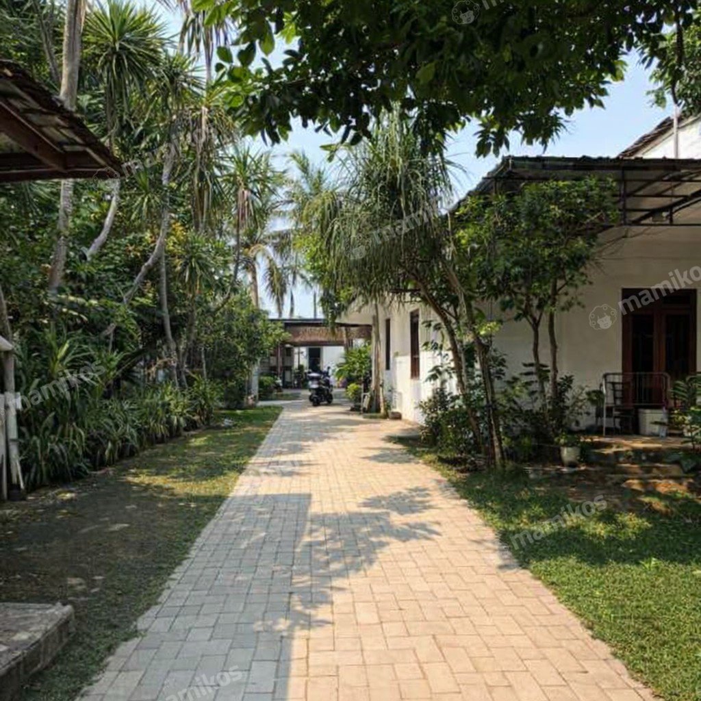 Rumah Sertifikat SHM 6 Kamar Tidur 4 Kamar Mandi Pulomas Jakarta Timur - Photo 2