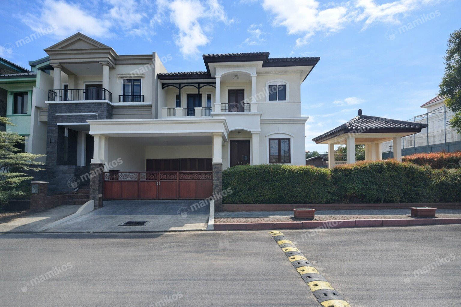 Rumah Sertifikat SHM 5 Kamar Tidur 4 Kamar Mandi Kelapa Gading Jakarta Utara - Photo 2