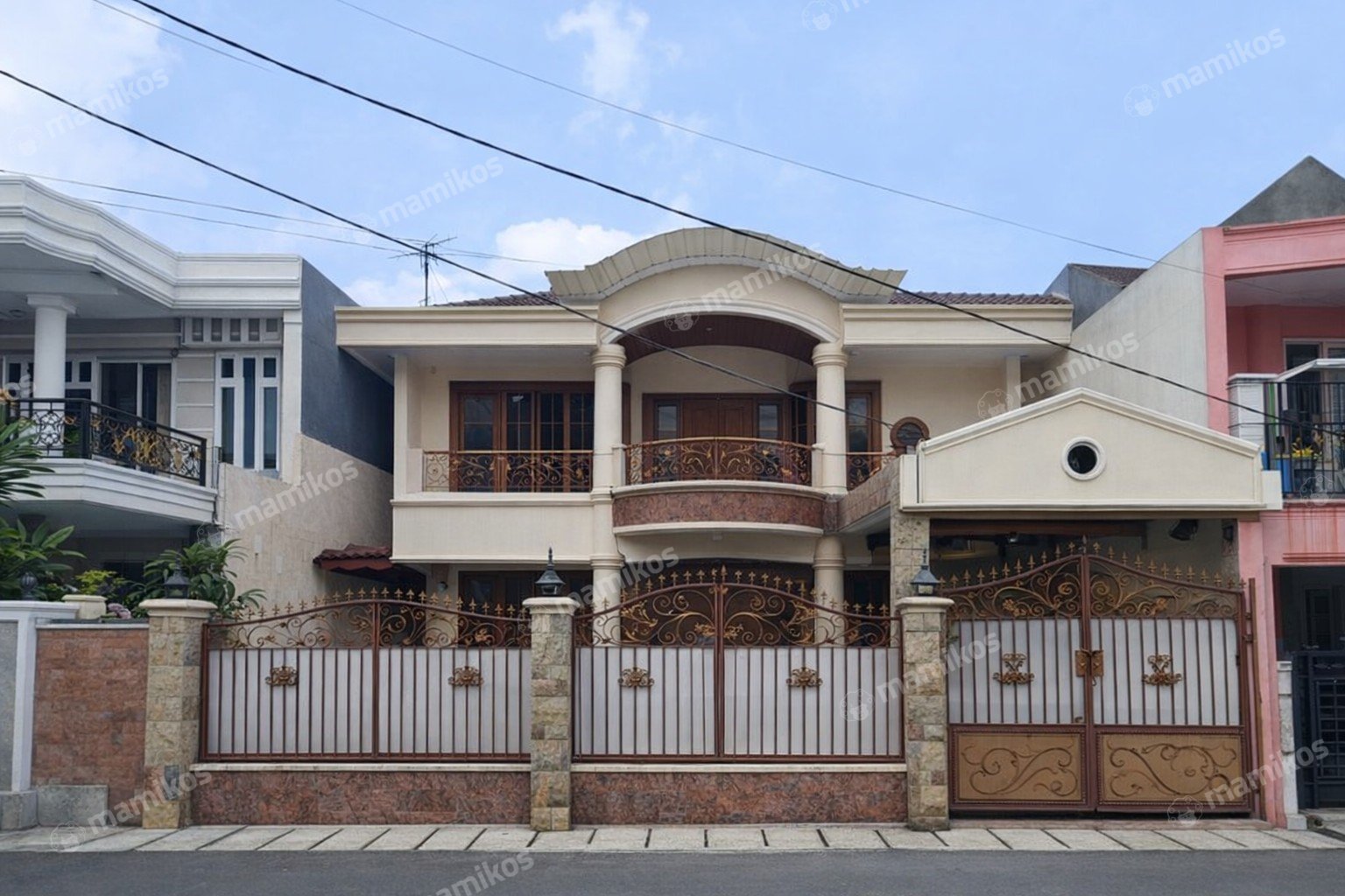 Rumah Sertifikat SHM 3 Kamar Tidur 3 Kamar Mandi Duren Sawit Jakarta Timur