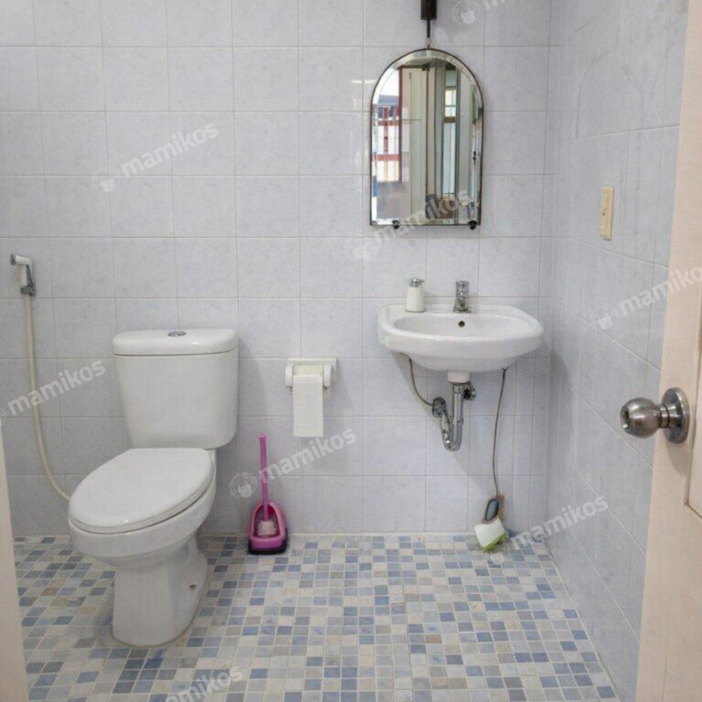 Rumah Sertifikat SHM 3 Kamar Tidur 3 Kamar Mandi Duren Sawit Jakarta Timur - Photo 4