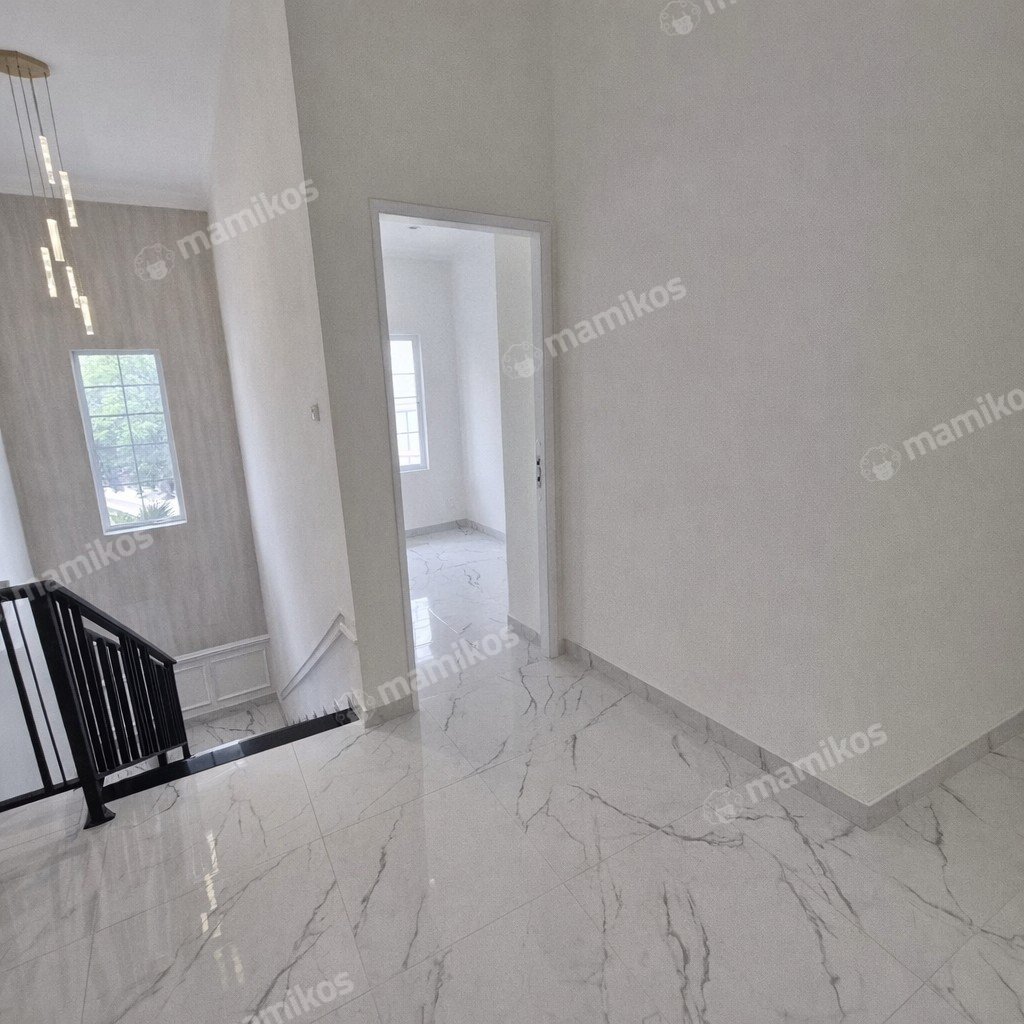 Rumah Sertifikat SHM 3 Kamar Tidur 3 Kamar Mandi Joglo Jakarta Barat - Photo 2