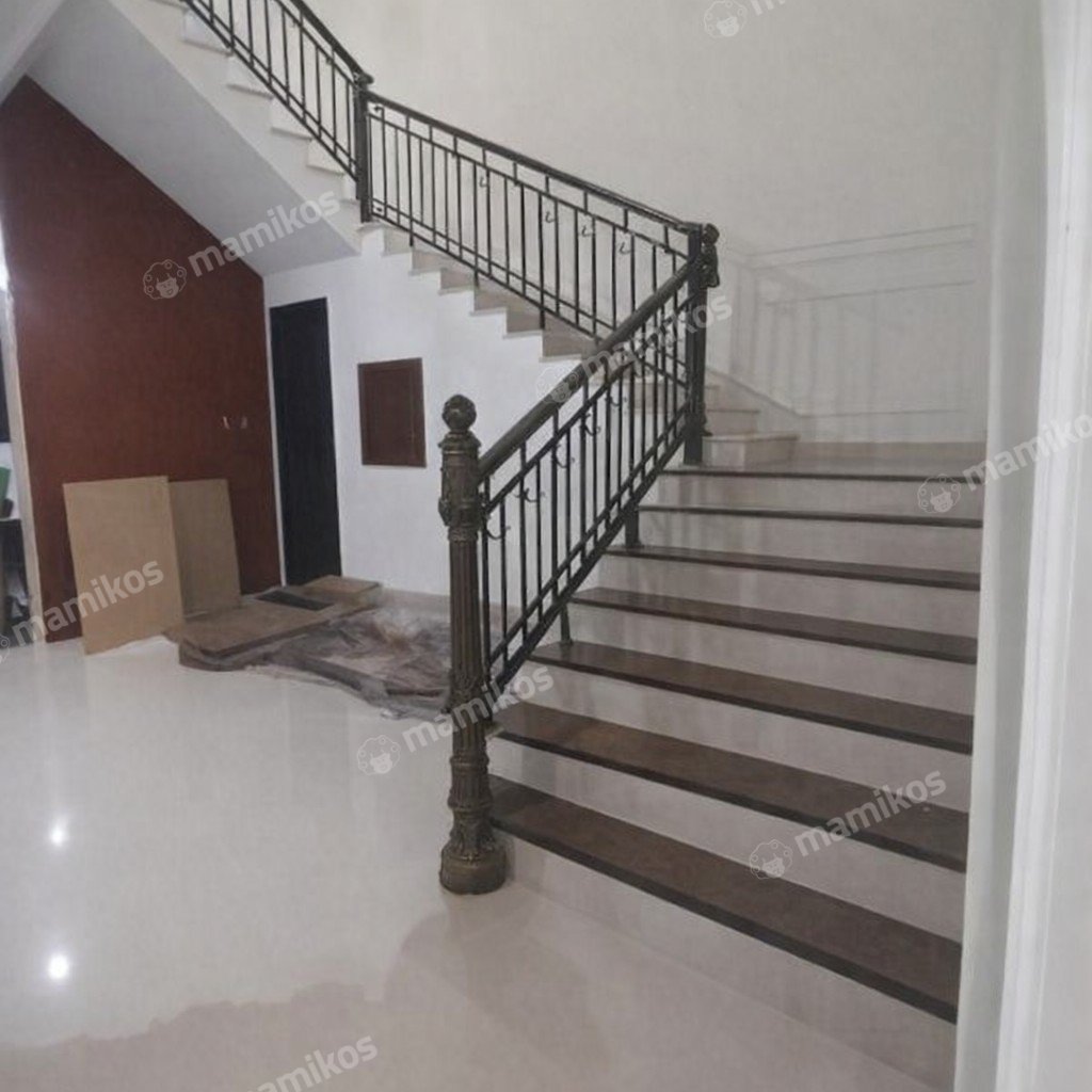 Rumah Sertifikat SHM 5 Kamar Tidur 6 Kamar Mandi Duren Sawit Jakarta Timur - Photo 2