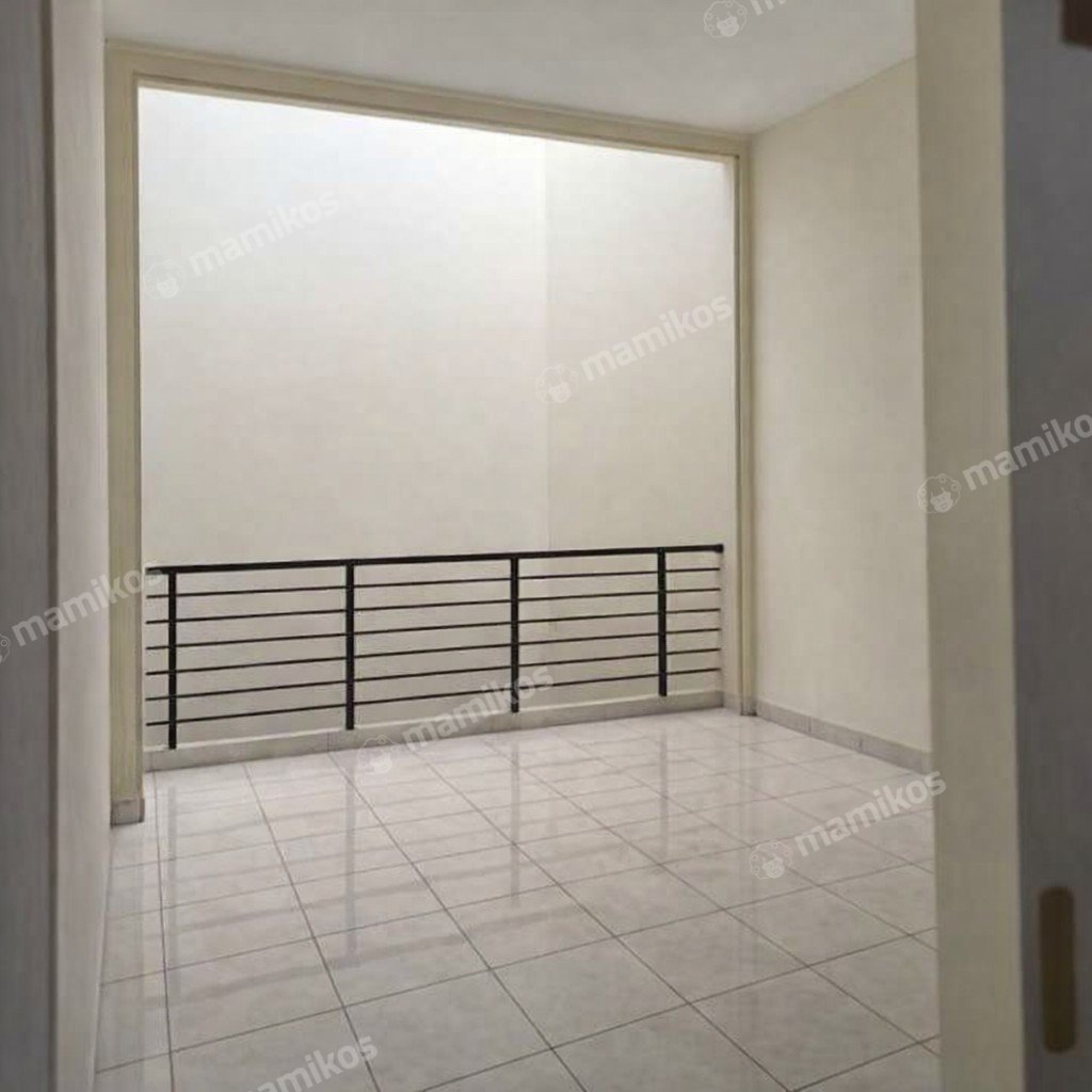 Rumah Sertifikat SHM 3 Kamar Tidur 3 Kamar Mandi Kelapa Gading Jakarta Utara - Photo 3