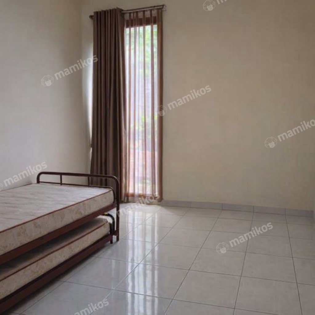 Rumah Sertifikat SHM 3 Kamar Tidur 3 Kamar Mandi Kelapa Gading Jakarta Utara - Photo 4