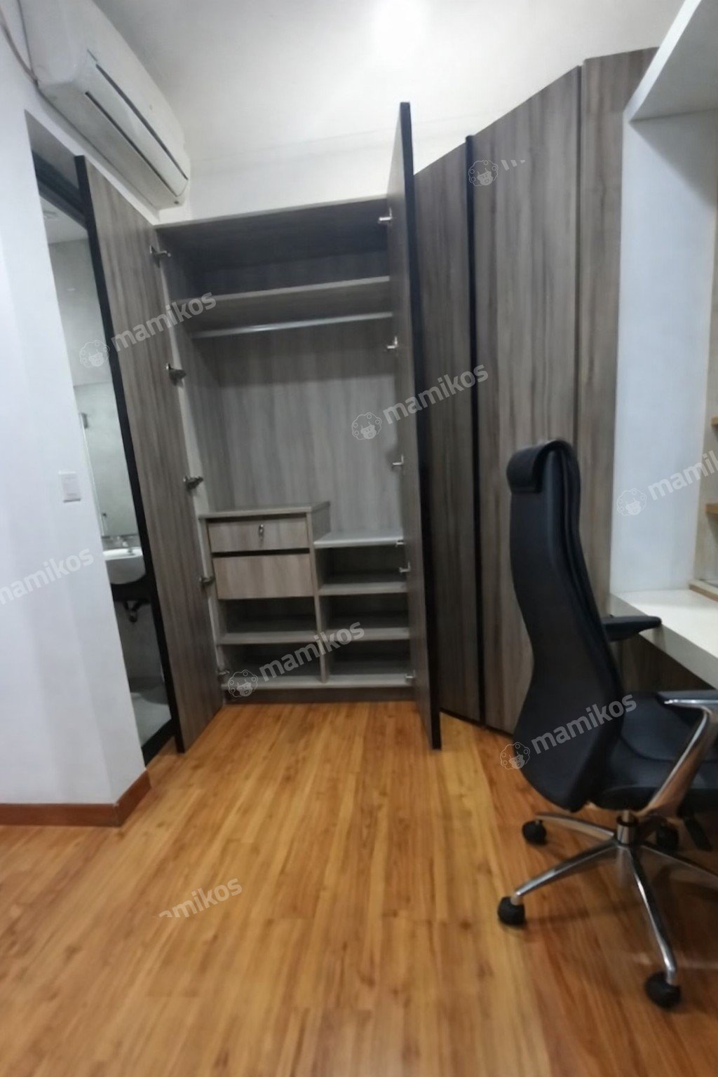 Rumah Sertifikat HGB 3 Kamar Tidur 3 Kamar Mandi Pantai Indah Kapuk Jakarta Utara - Photo 4