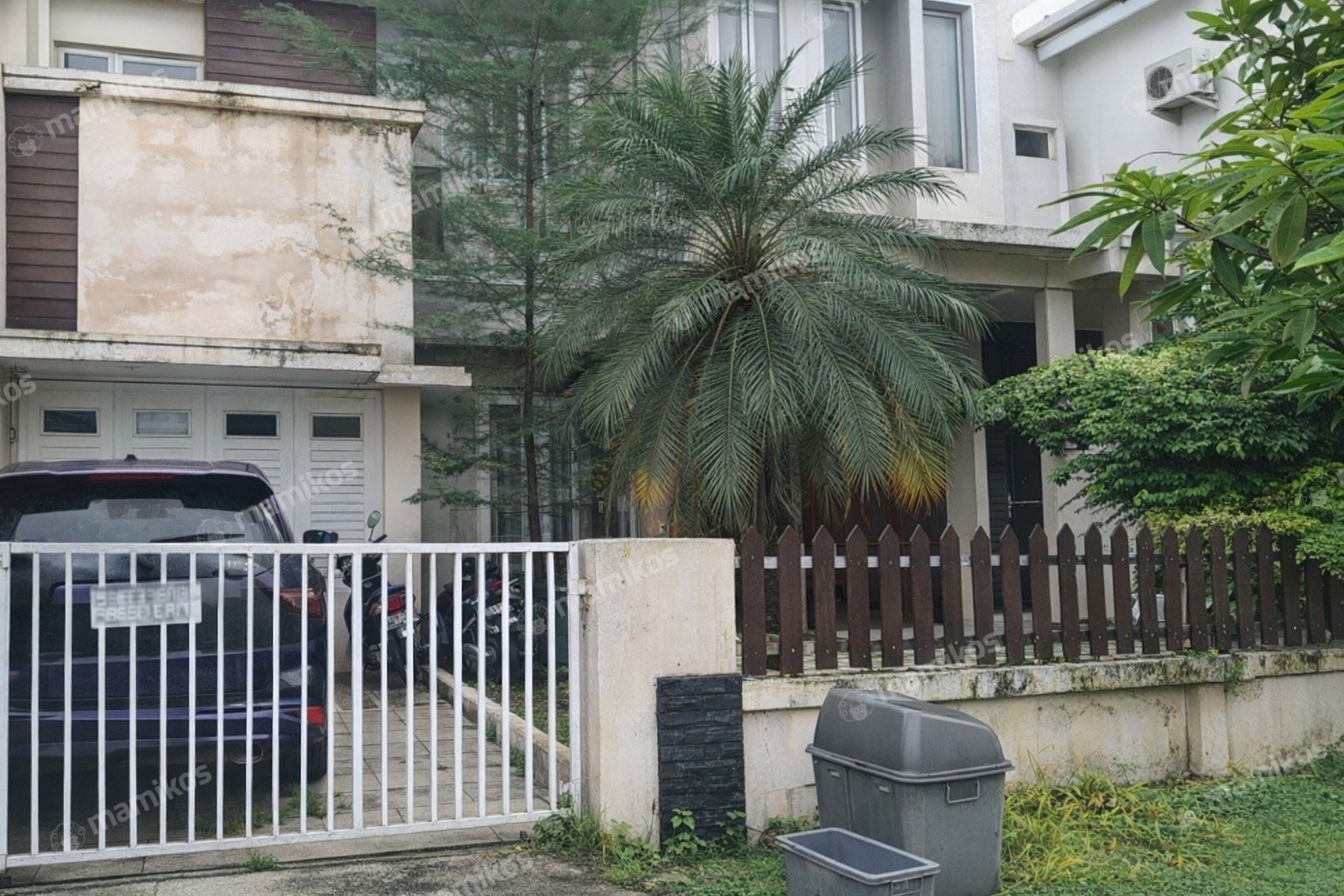 Rumah Sertifikat HGB 5 Kamar Tidur 4 Kamar Mandi Kota Wisata Jakarta Timur