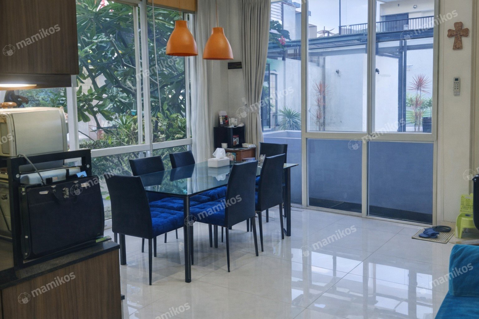 Rumah Sertifikat SHM 4 Kamar Tidur 4 Kamar Mandi Gelong Baru Jakarta Barat
