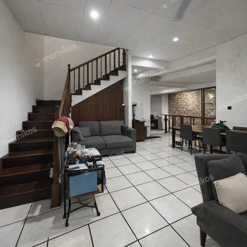 Rumah Sertifikat SHM 4 Kamar Tidur 4 Kamar Mandi Kalibata Jakarta Selatan - Photo 3