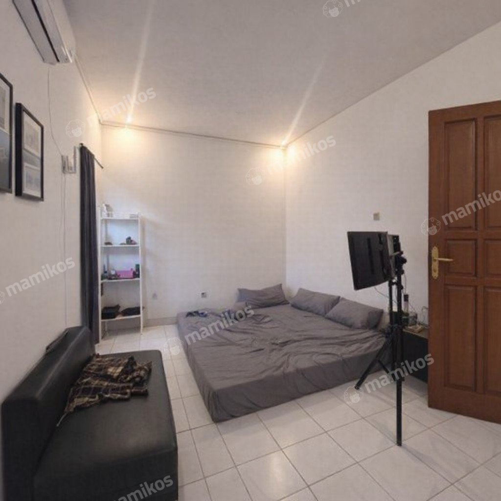 Rumah Sertifikat SHM 4 Kamar Tidur 4 Kamar Mandi Kalibata Jakarta Selatan - Photo 5