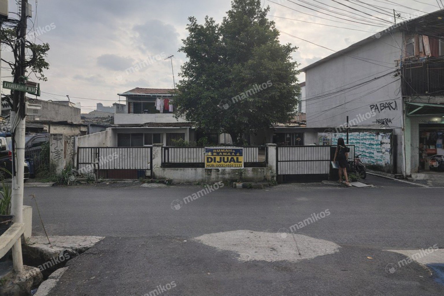 Rumah Sertifikat HGB 3 Kamar Tidur 1 Kamar Mandi Menteng Dalam Jakarta Selatan