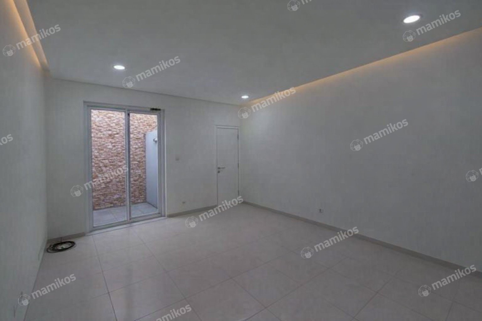 Rumah Sertifikat SHM 4 Kamar Tidur 4 Kamar Mandi Taman Surya Jakarta Barat - Photo 3
