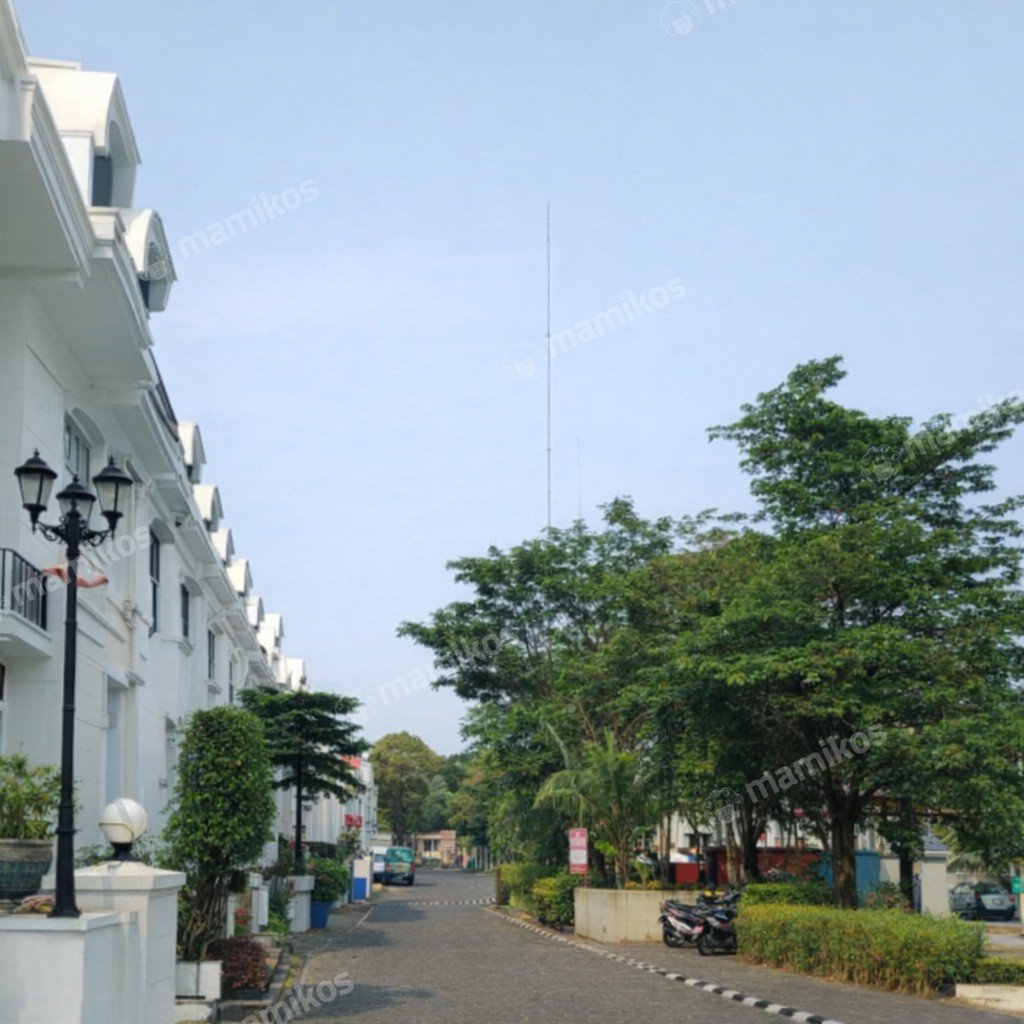 Rumah Sertifikat SHM 4 Kamar Tidur 4 Kamar Mandi Puri Indah Jakarta Barat - Photo 3