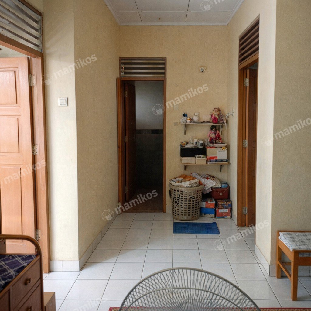 Rumah Sertifikat SHM 2 Kamar Tidur 1 Kamar Mandi Citra Garden Jakarta Barat - Photo 4