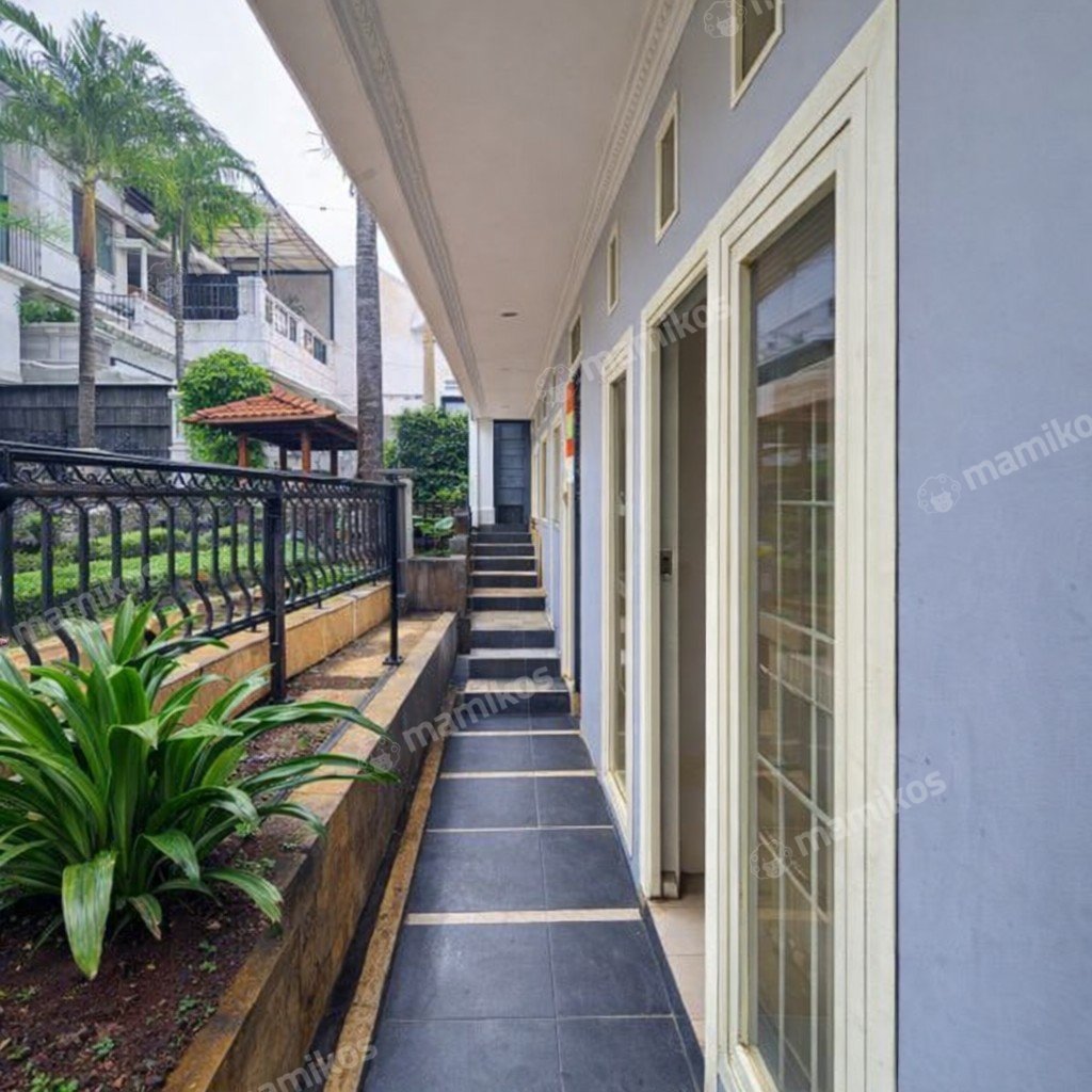 Rumah Sertifikat SHM 7 Kamar Tidur 4 Kamar Mandi Condet Jakarta Timur - Photo 5
