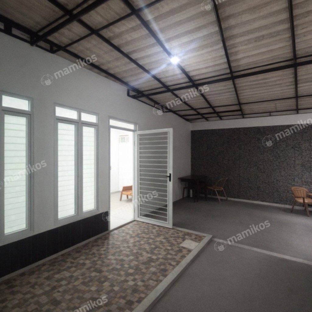 Rumah Sertifikat SHM 3 Kamar Tidur 2 Kamar Mandi Citra Garden Jakarta Barat - Photo 2