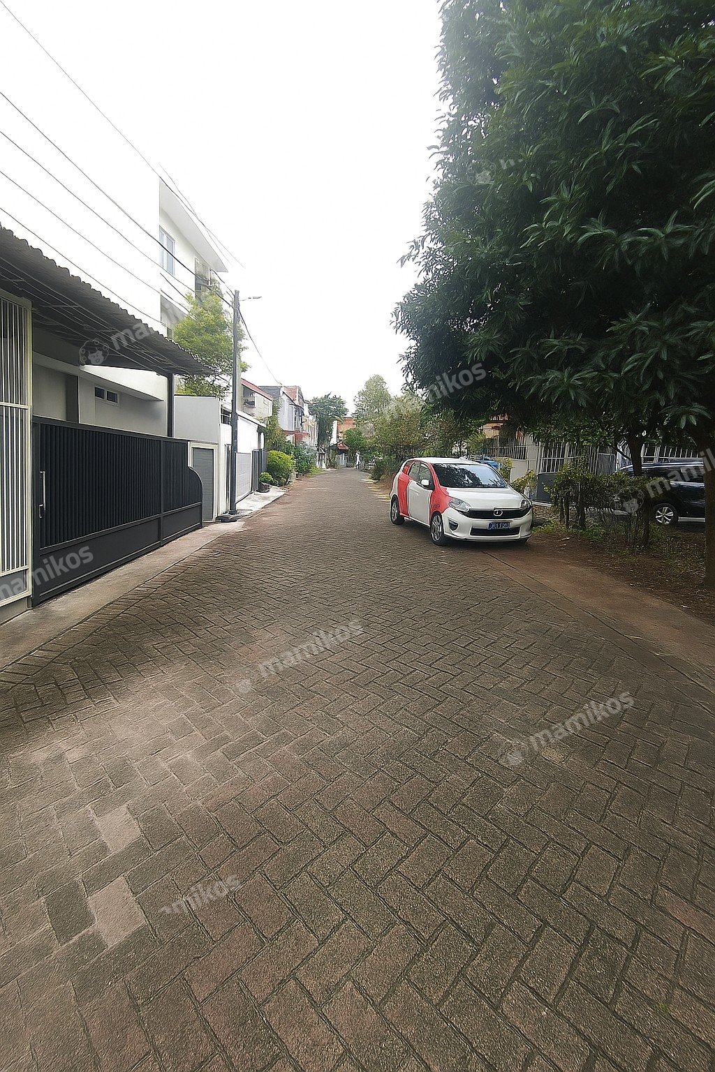 Rumah Sertifikat SHM 3 Kamar Tidur 2 Kamar Mandi Citra Garden Jakarta Barat - Photo 4