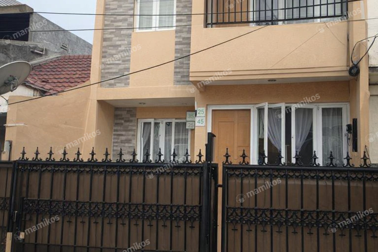 Rumah Sertifikat SHM 4 Kamar Tidur 2 Kamar Mandi Duri Kepa Jakarta Barat