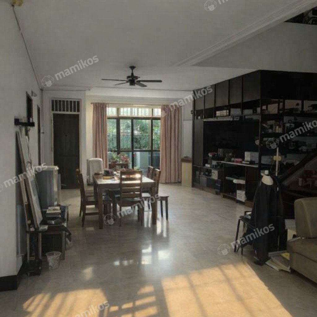 Rumah Sertifikat SHM 5 Kamar Tidur 3 Kamar Mandi Pondok Indah Jakarta Selatan - Photo 3